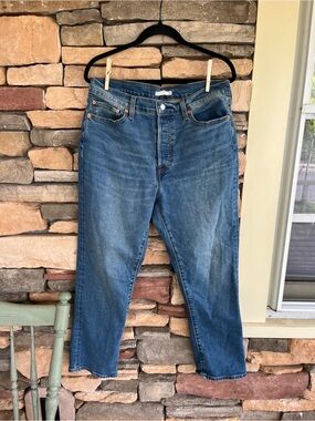 Levi Wedgie Straight Jeans